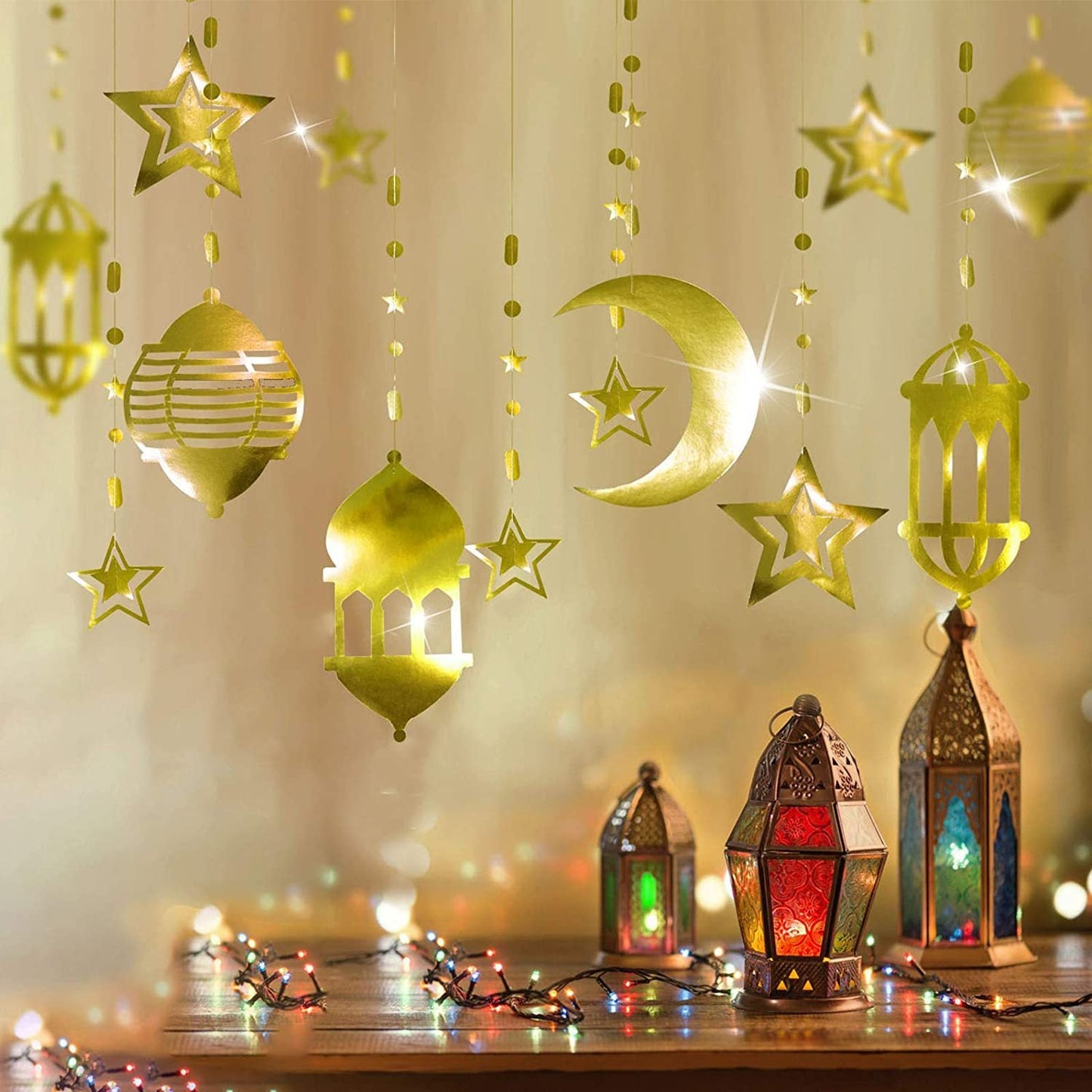 Hari Raya Decor Star and Moon with Reflective Lantern Castle Design, Hollowed-Out Party Accessory for Decorating and Dressing Up Corridors